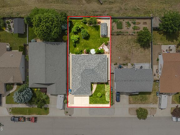 4th image of 1993 E Fountain Dr
