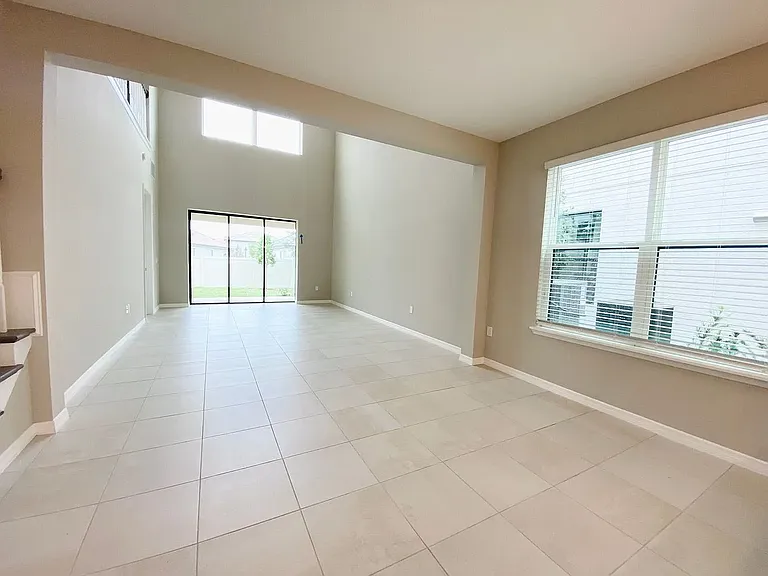 2304 Kestrel Perch Pl — Photo 5