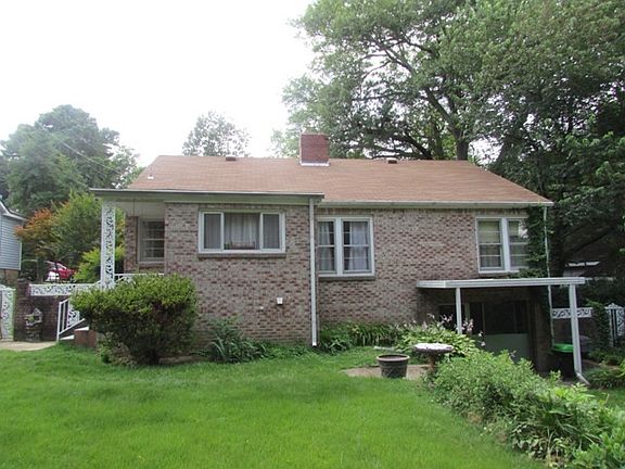 4th image of 840 Sunnybrae Ave