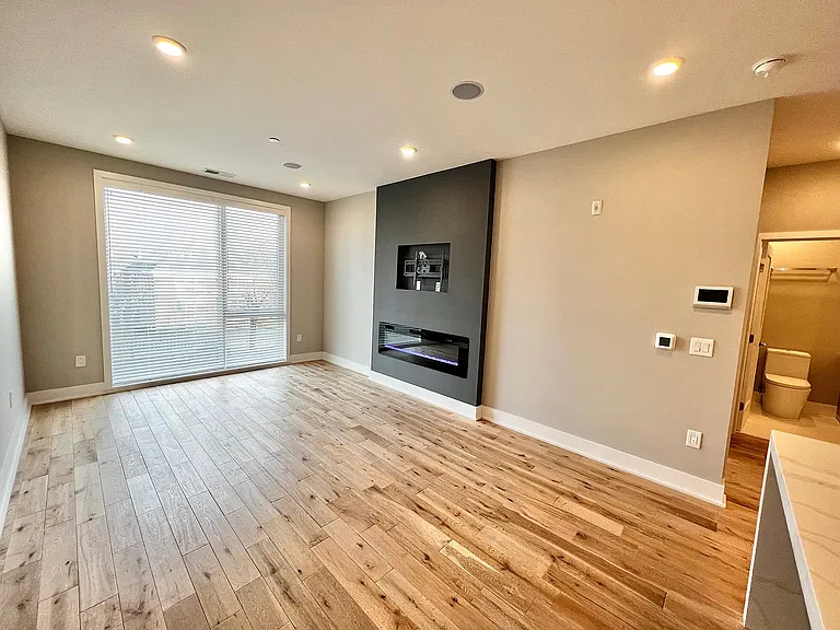 Veranda Apartments — Photo 38