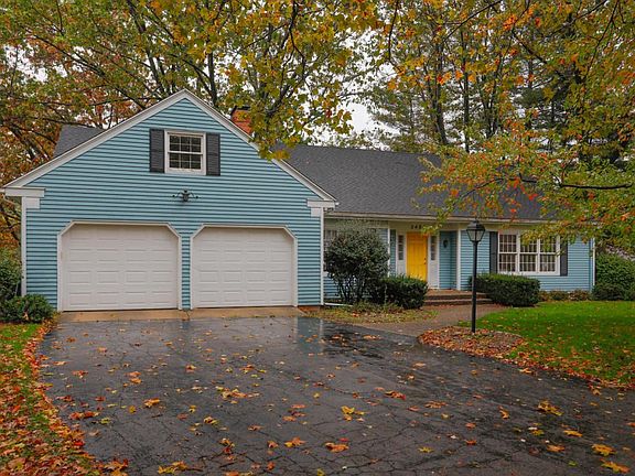 2403 Ridgeview Dr-102