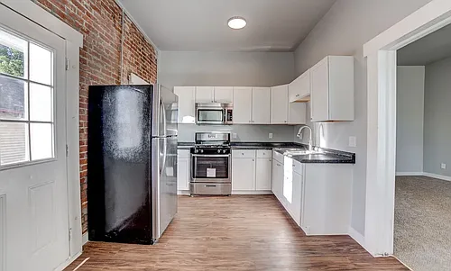 Park Apartments Photo 1