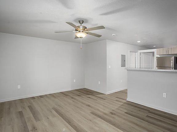2nd image of 101 Manor Dr #C3b87ab06