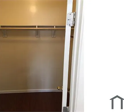 10215 Crenshaw Blvd #2 — Photo 7