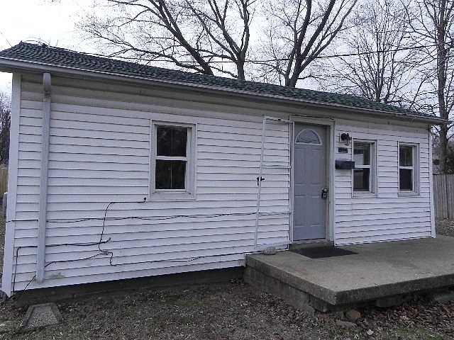 2nd image of 1606 Willow St