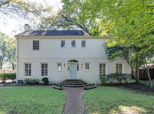 4915 Lake Dr, Memphis, TN 38117