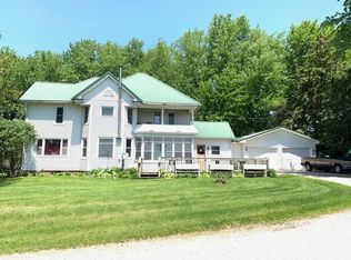 12038 State Hwy 43, Mabel, MN 55954