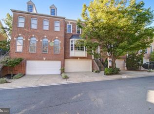 4188 Lord Culpeper Ln, Fairfax, VA 22030