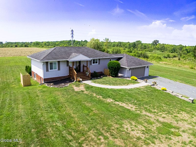2nd image of 2527 Phillips Road
