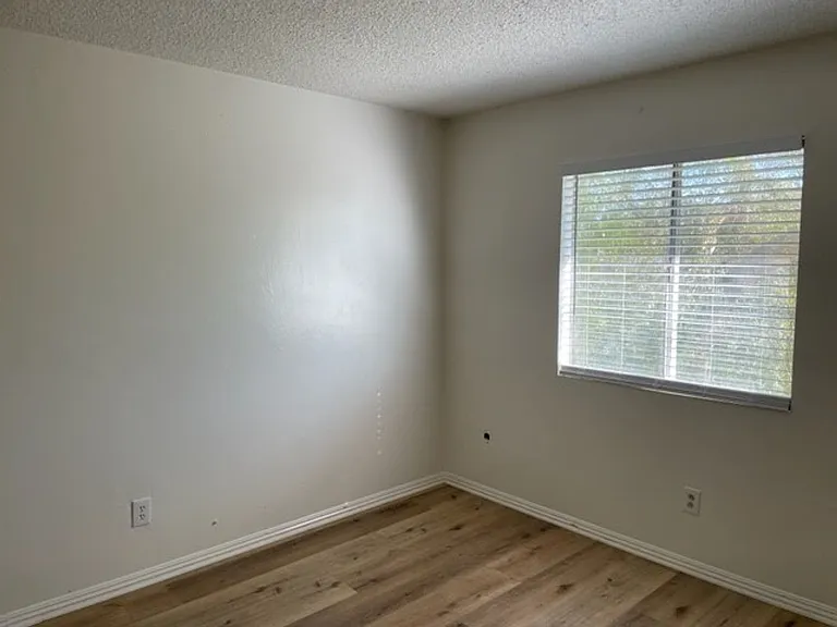 5801 Nogal Ave — Photo 14