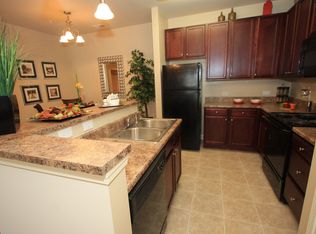 405 Grand Wailea Dr, Hope Mills, NC 28348