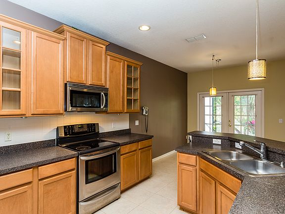 5th image of 5811 Autumn Chase Cir