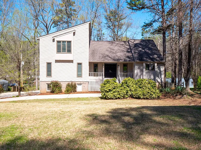 3917 Singletree Rd — Photo 1