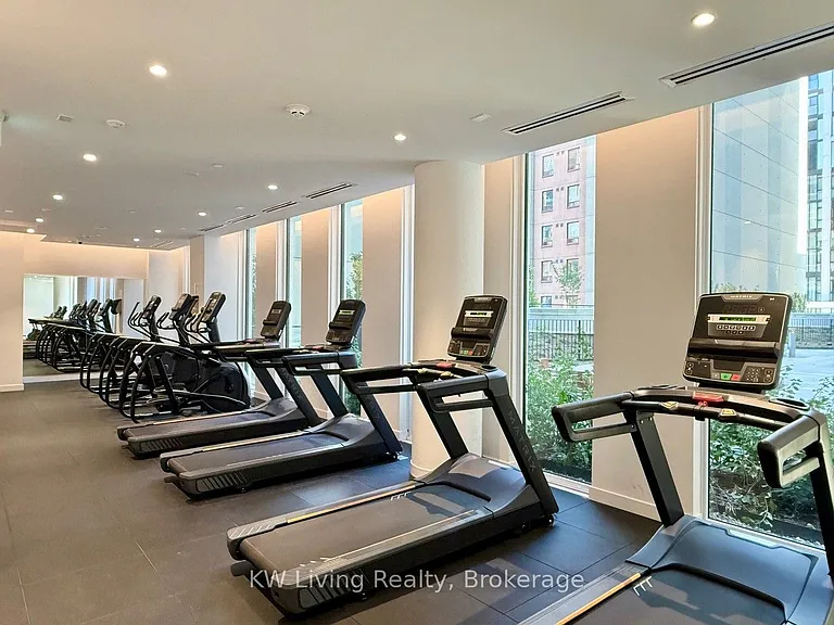 238 Simcoe St #2906 — Photo 31