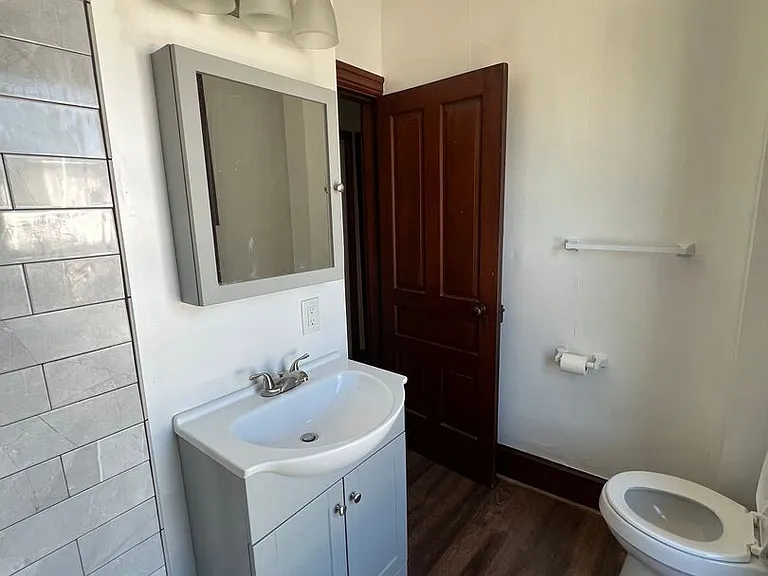 200 Walnut St — Photo 11