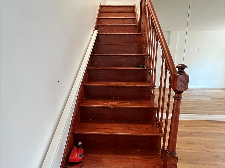 6 Alexander Pl — Photo 9