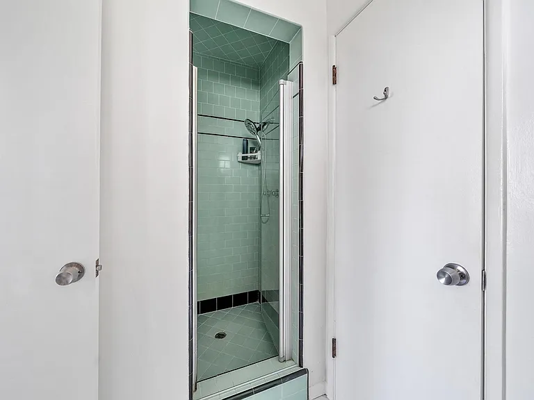 12203 Everglade St — Photo 17