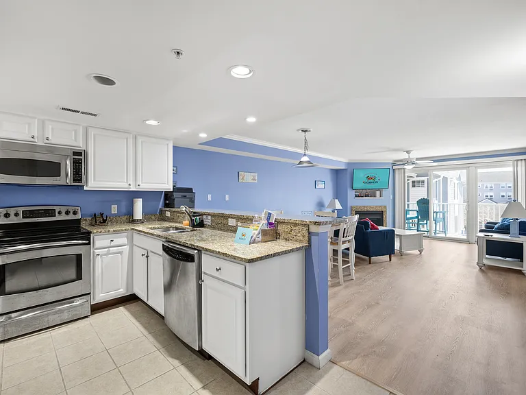 107 Somerset St #203 — Photo 12