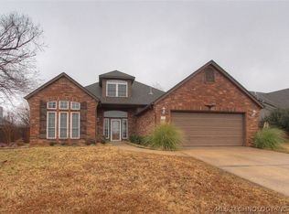8806 N 127th East Ave, Owasso, OK 74055