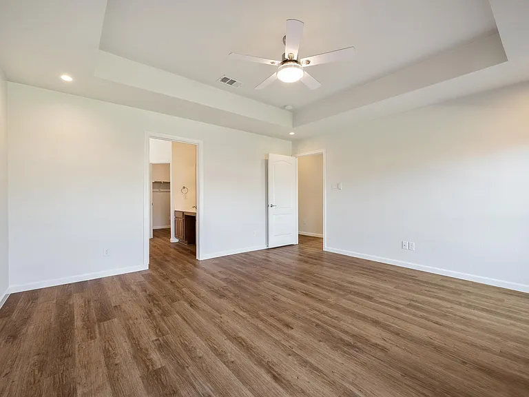 826 Hazels Way — Photo 12