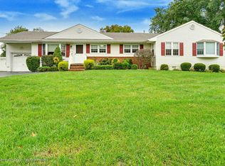 123 Irwin Pl, Middletown, NJ 07748
