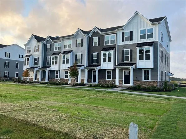 103 Oconner St #15B, Moyock, NC 27958