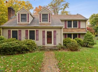 11 Evergreen Pl, Basking Ridge, NJ 07920