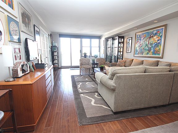 2nd image of 444 E 86th St APT 24A