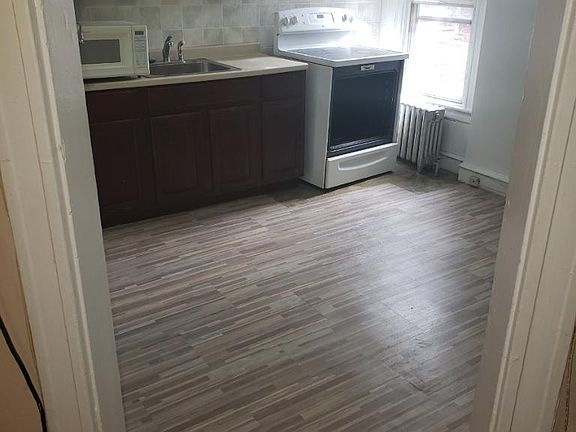 3rd image of 4327 Roosevelt Boulevard # Fl 2nd