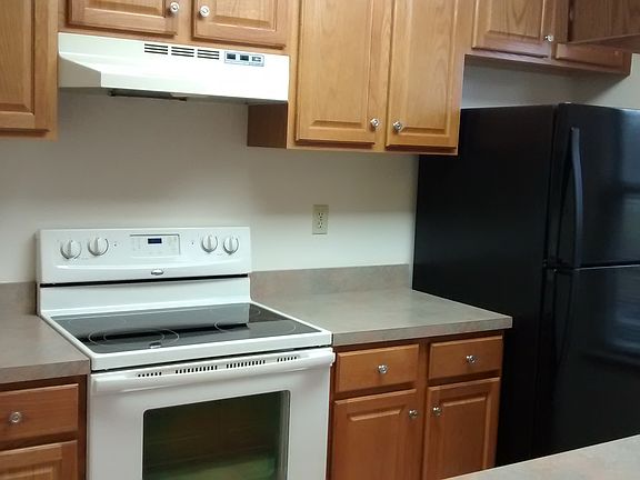 4th image of 7359 Sauerkraut Ln