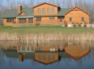 6701 Chestnut Rd, Oconto Falls, WI 54154