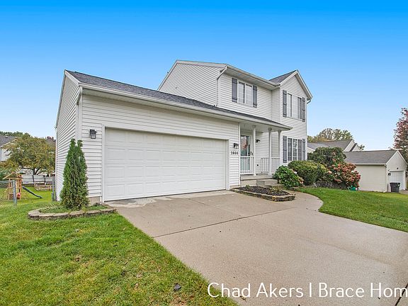2nd image of 1444 Bentree Dr SE