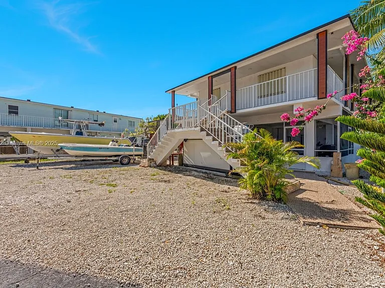 164 Blue Harbor Dr — Photo 2