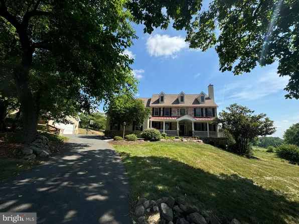 31 Millstone Ln, Pottstown, PA 19465