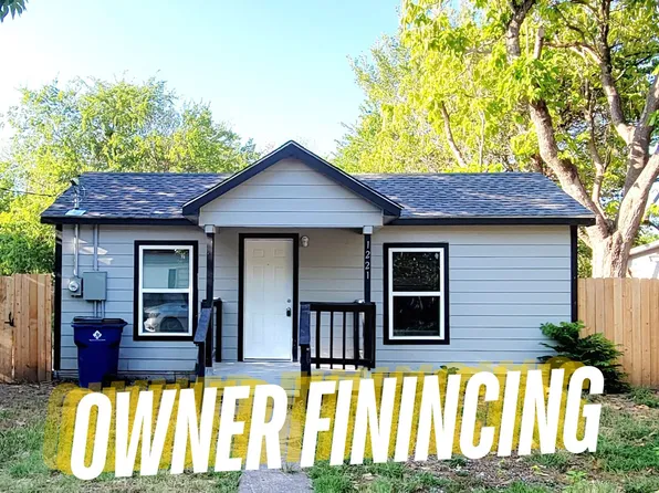 1221 Stanford St, Greenville, TX 75401