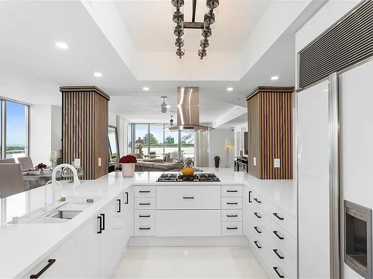 3535 S Ocean Dr #402 — Photo 10