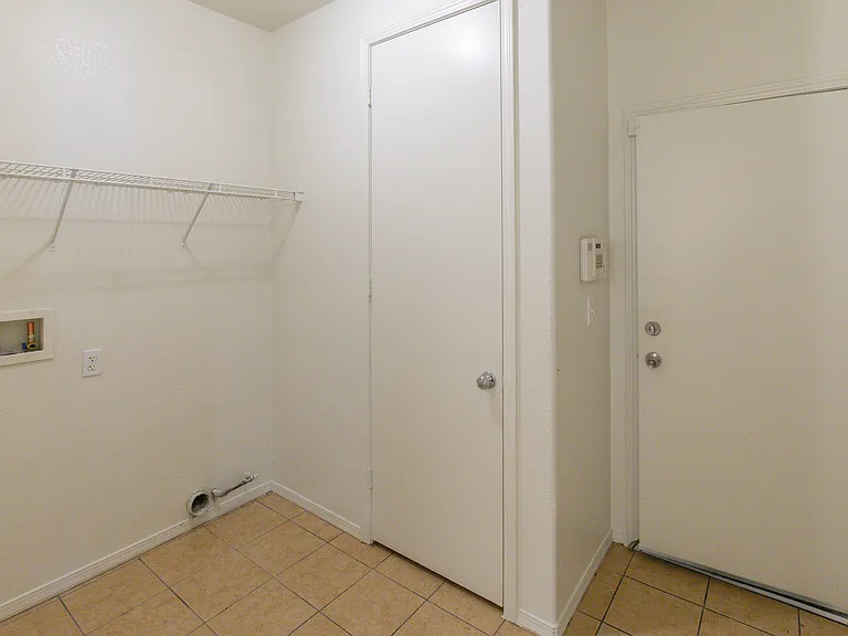 14281 Desert Rose St — Photo 14