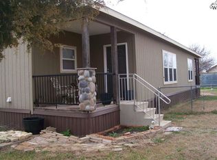 506 S Elm St, Holliday, TX 76366