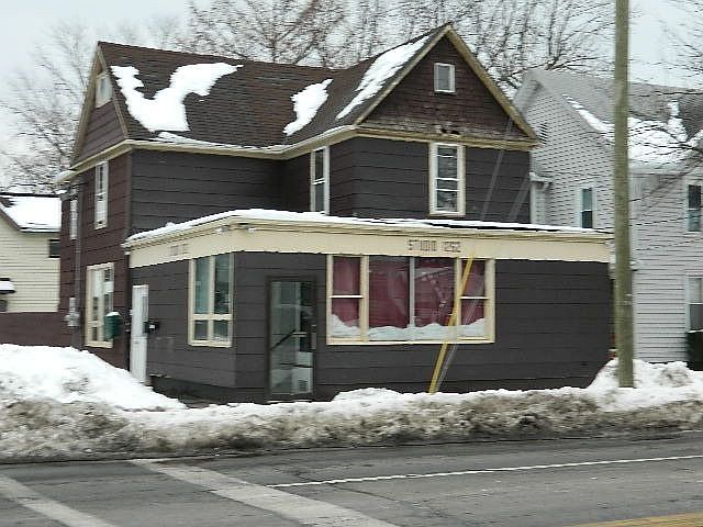 2nd image of 1262 College Ave