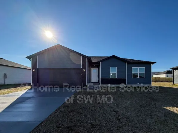 132 Bailey Dr, Mount Vernon, MO