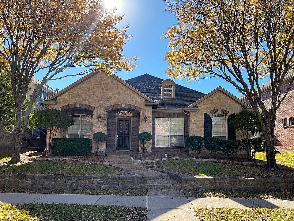 2917 Cedar Wood Dr 