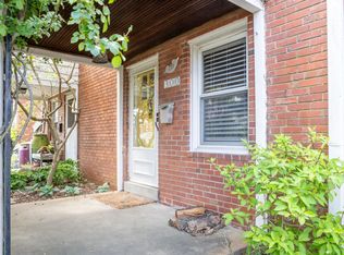 300 S Veitch St, Arlington, VA 22204
