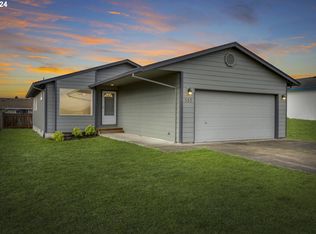585 S 9th St, Saint Helens, OR 97051