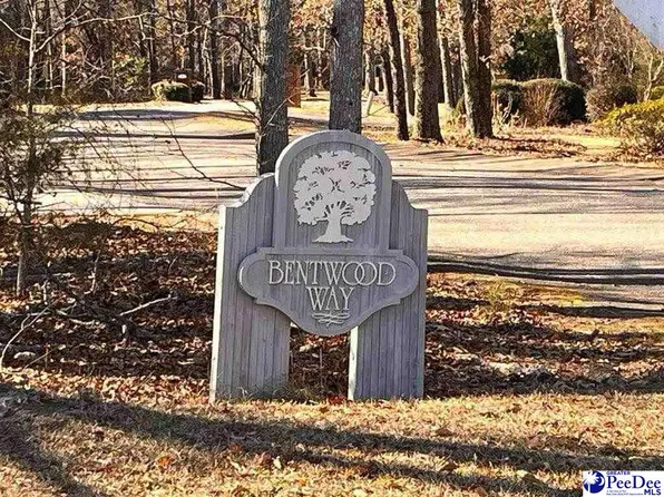 Bentwood Rd, Hartsville, SC 29550