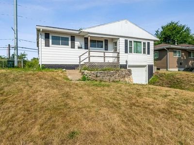 1210 18th St SW, Cedar Rapids, IA, 52404