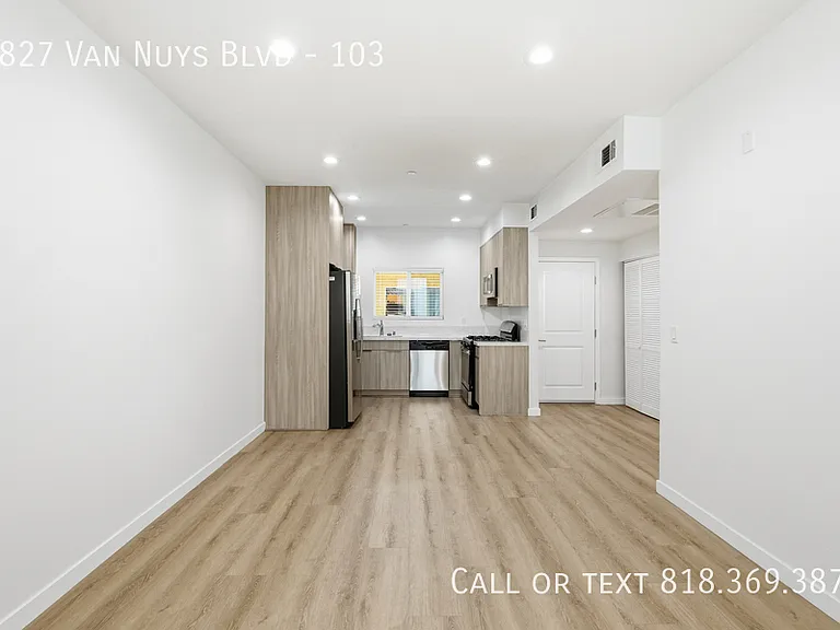 8827 Van Nuys Blvd #103 — Photo 2