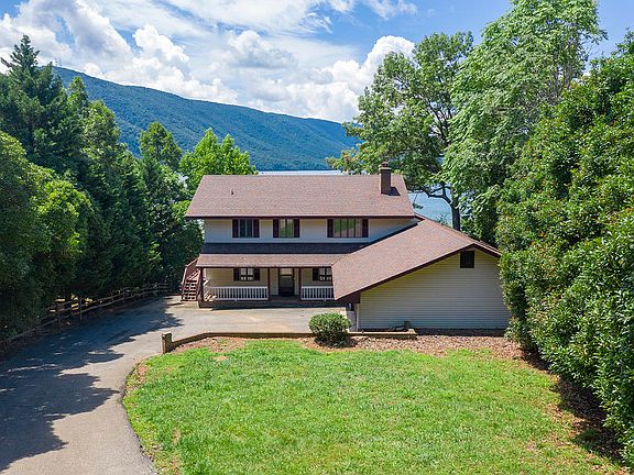 2nd image of 2299 Capewood Dr