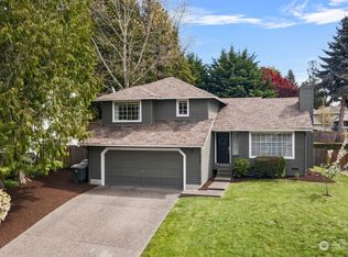 948 221st Ave NE, Sammamish, WA