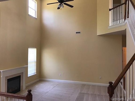 5th image of 10345 Montrose Dr