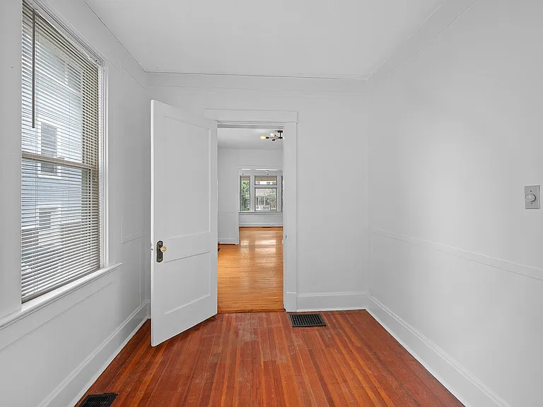2890 Romana Pl #1 — Photo 14
